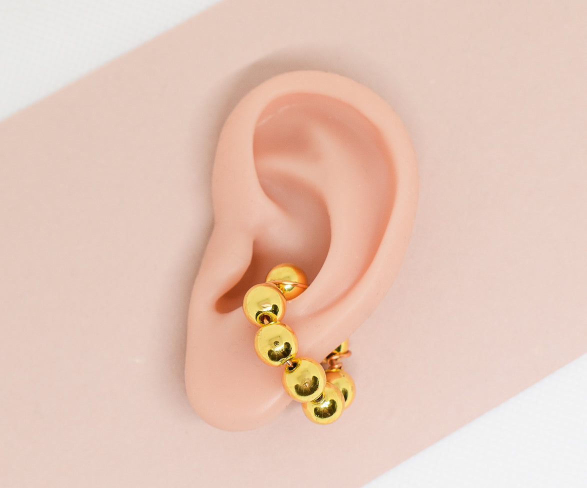Trendy earcuffs