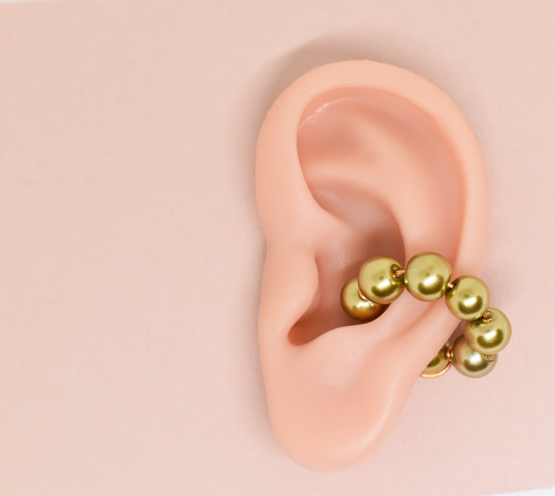 Trendy earcuffs