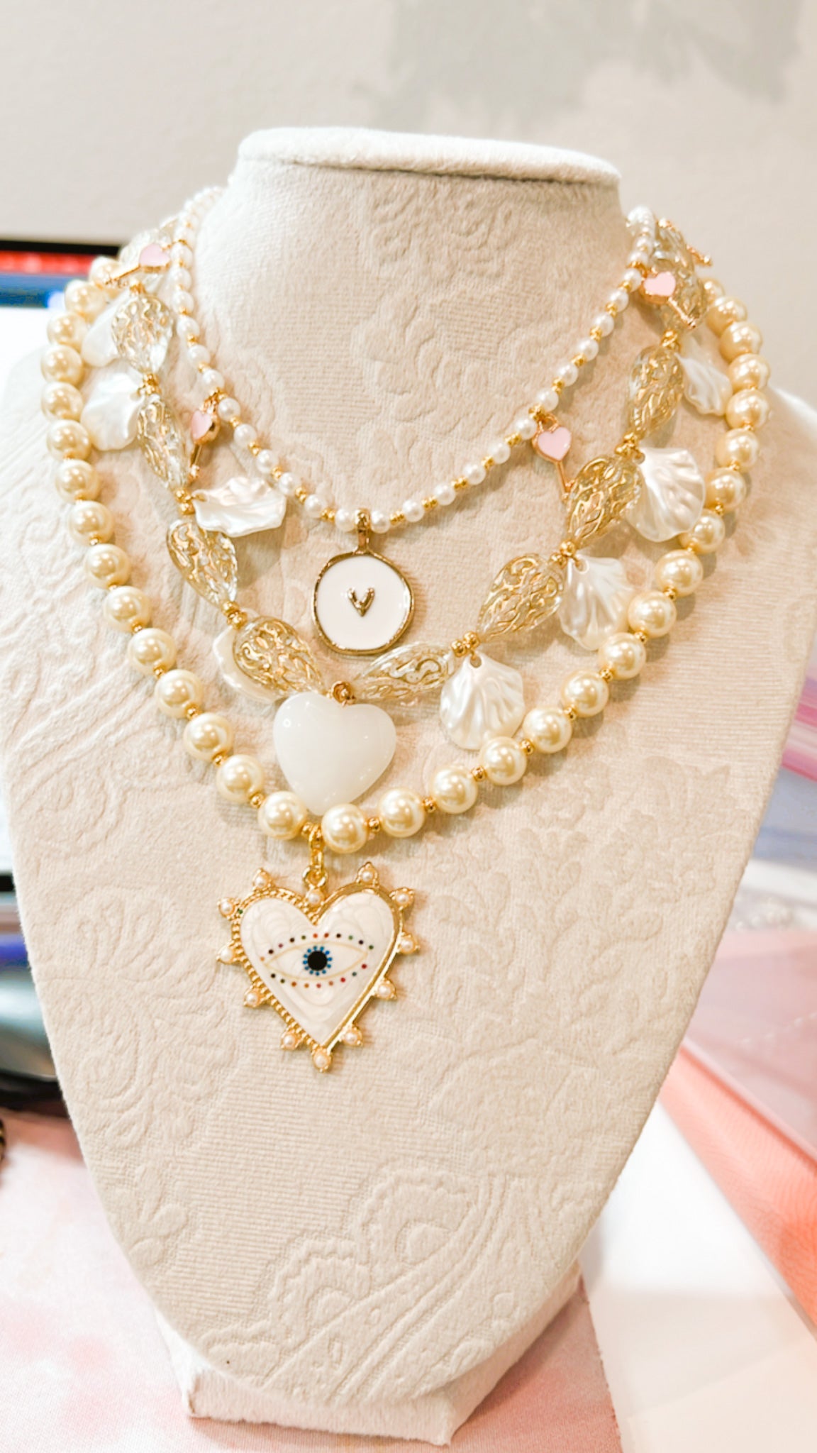 Puro Amor Necklace