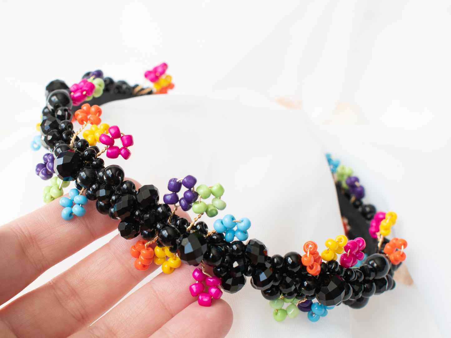 Makarena Headband