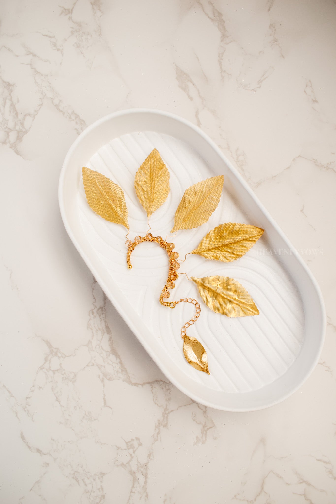 Chenoa Gold Leaves Ear Cuff